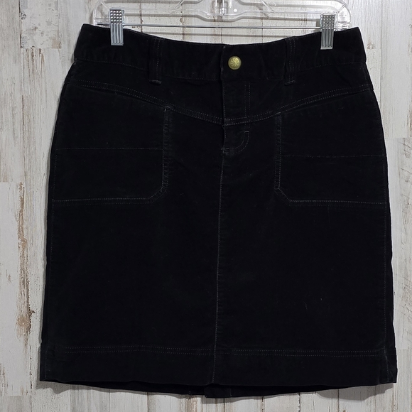 Athleta Dresses & Skirts - Athleta Black Washed Velvet Pockets Short Mini Pencil Skirt Size 10